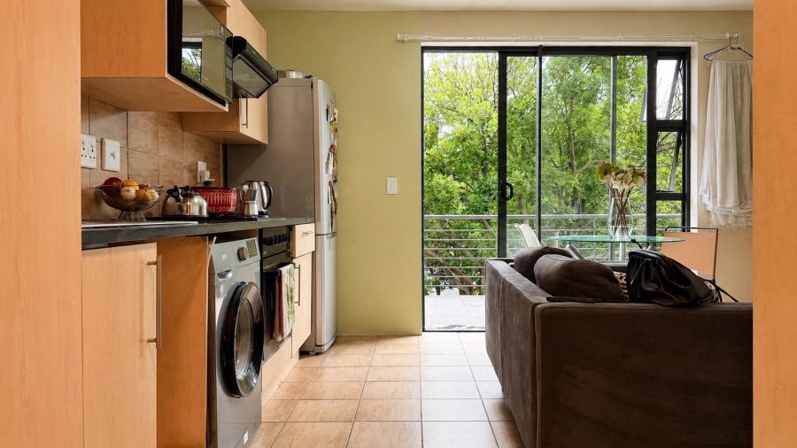 1 Bedroom Property for Sale in Zonnebloem Western Cape